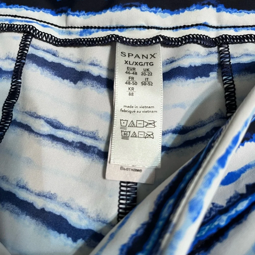 Striped Blue & White Women’s Shorts - Picture 4 of 8